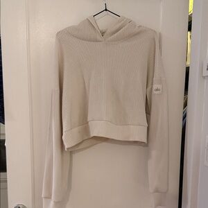 ALO Yoga Cream Ribbed Pullover